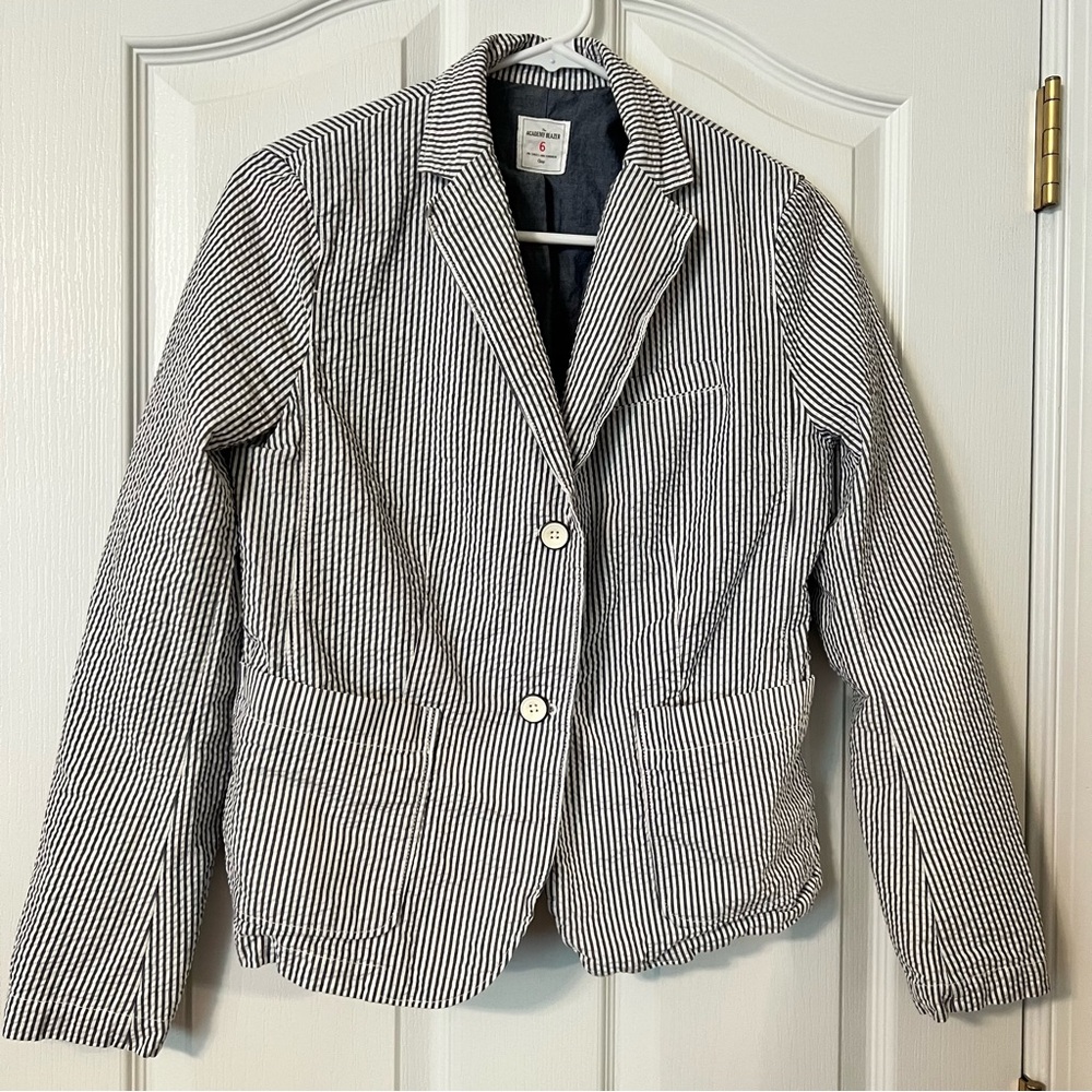 GAP Academy Seersucker blazer